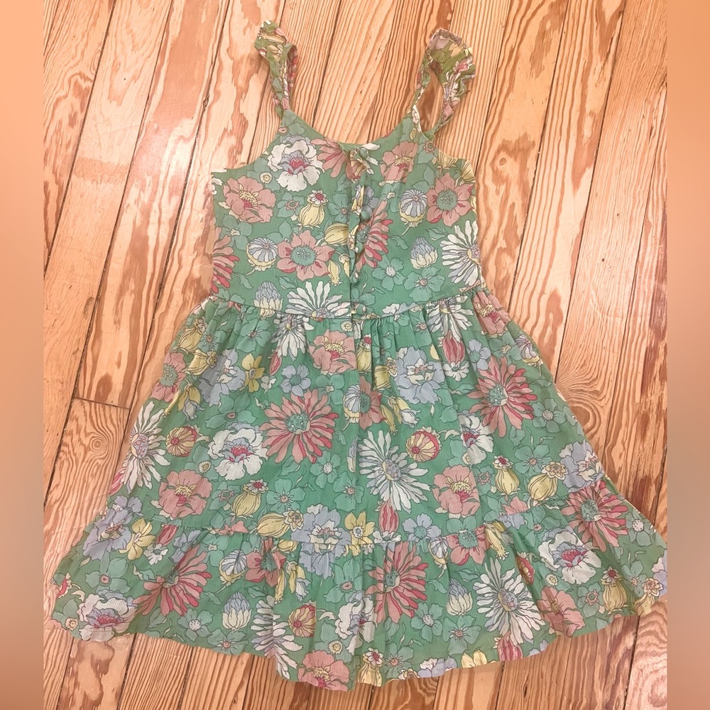 Gap kids green floral dress, size 6/7 like new. Worn once